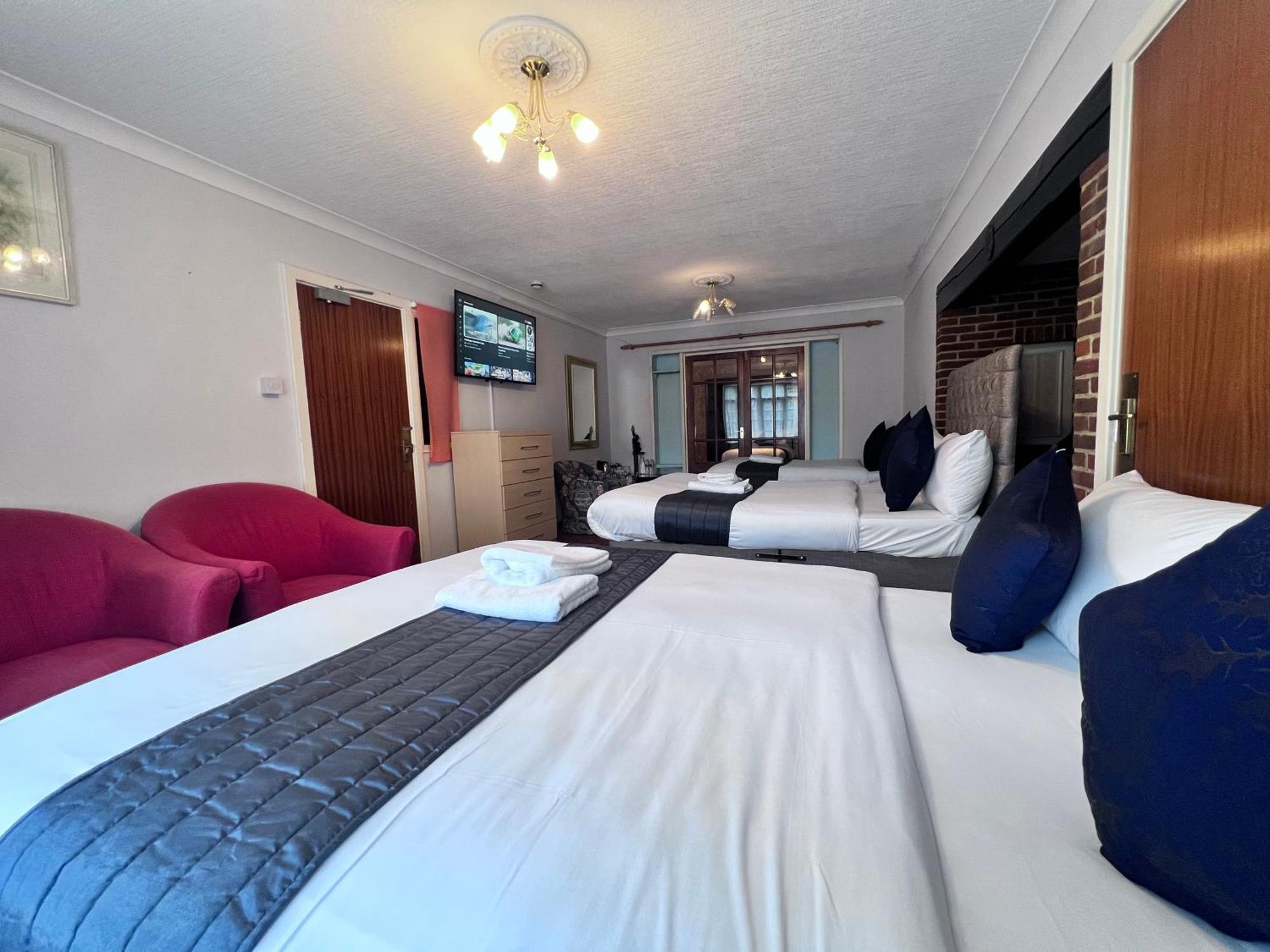 All Seasons Gatwick Guest House & Parking Χόρλι Εξωτερικό φωτογραφία