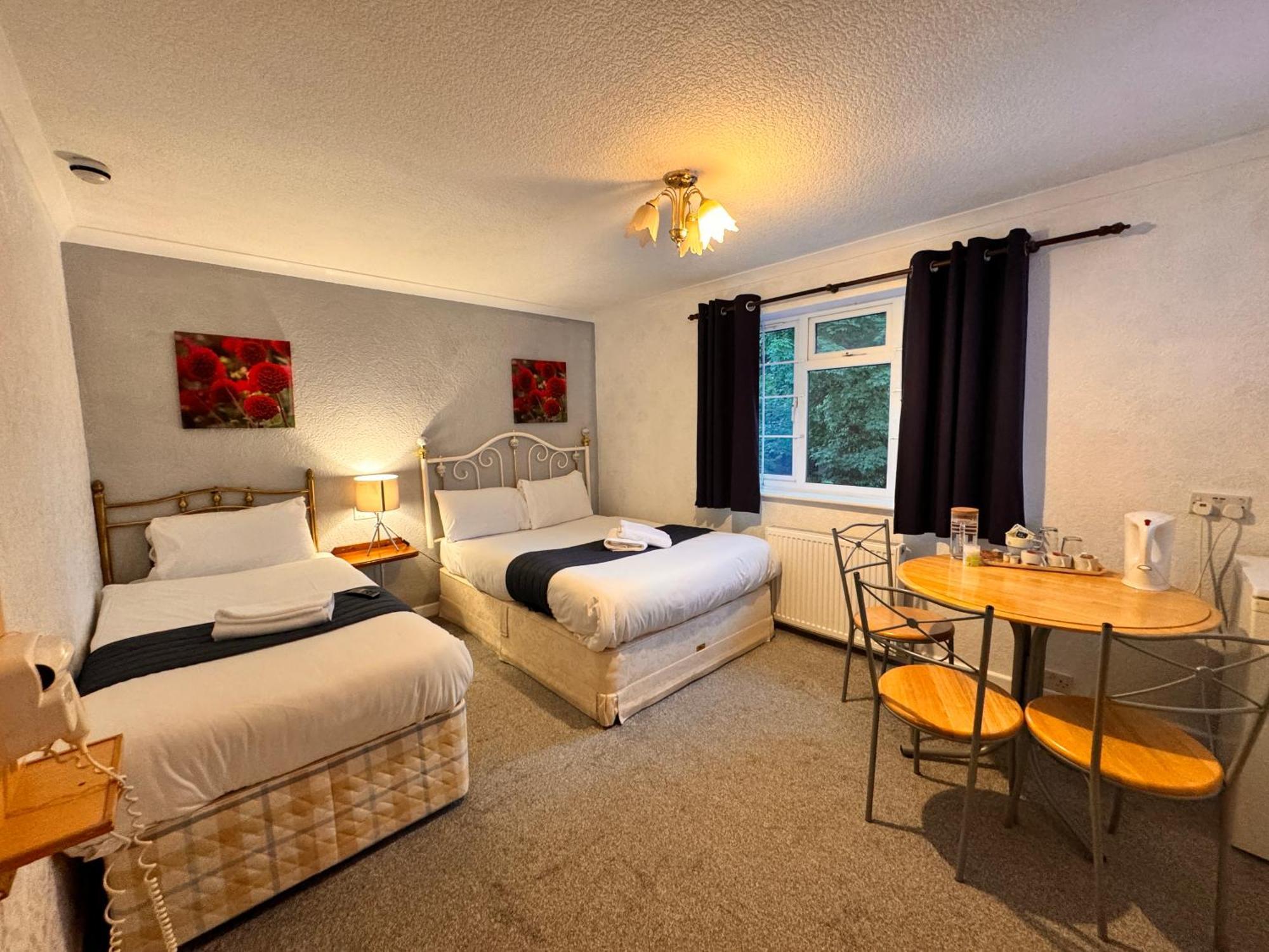 All Seasons Gatwick Guest House & Parking Χόρλι Εξωτερικό φωτογραφία